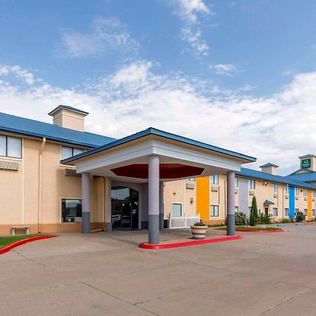Quality Inn & Suites Wichita Falls I-44 Ngoại thất bức ảnh