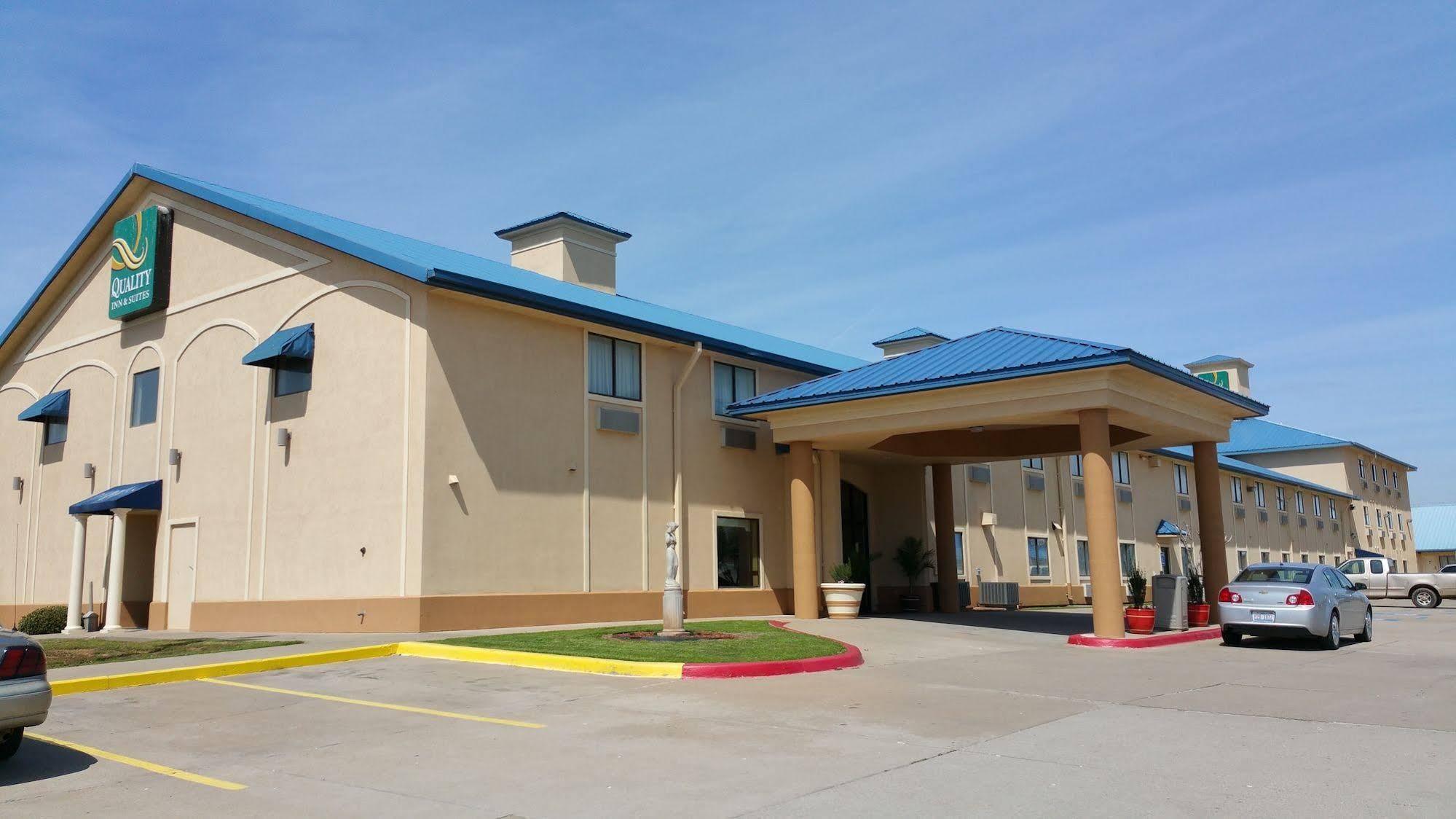 Quality Inn & Suites Wichita Falls I-44 Ngoại thất bức ảnh