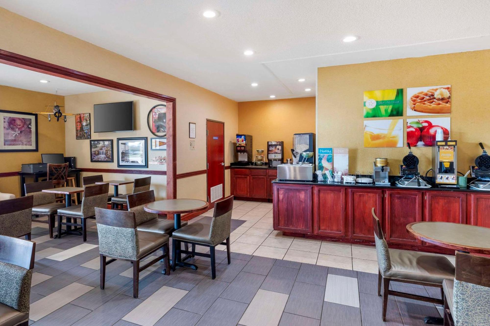 Quality Inn & Suites Wichita Falls I-44 Ngoại thất bức ảnh