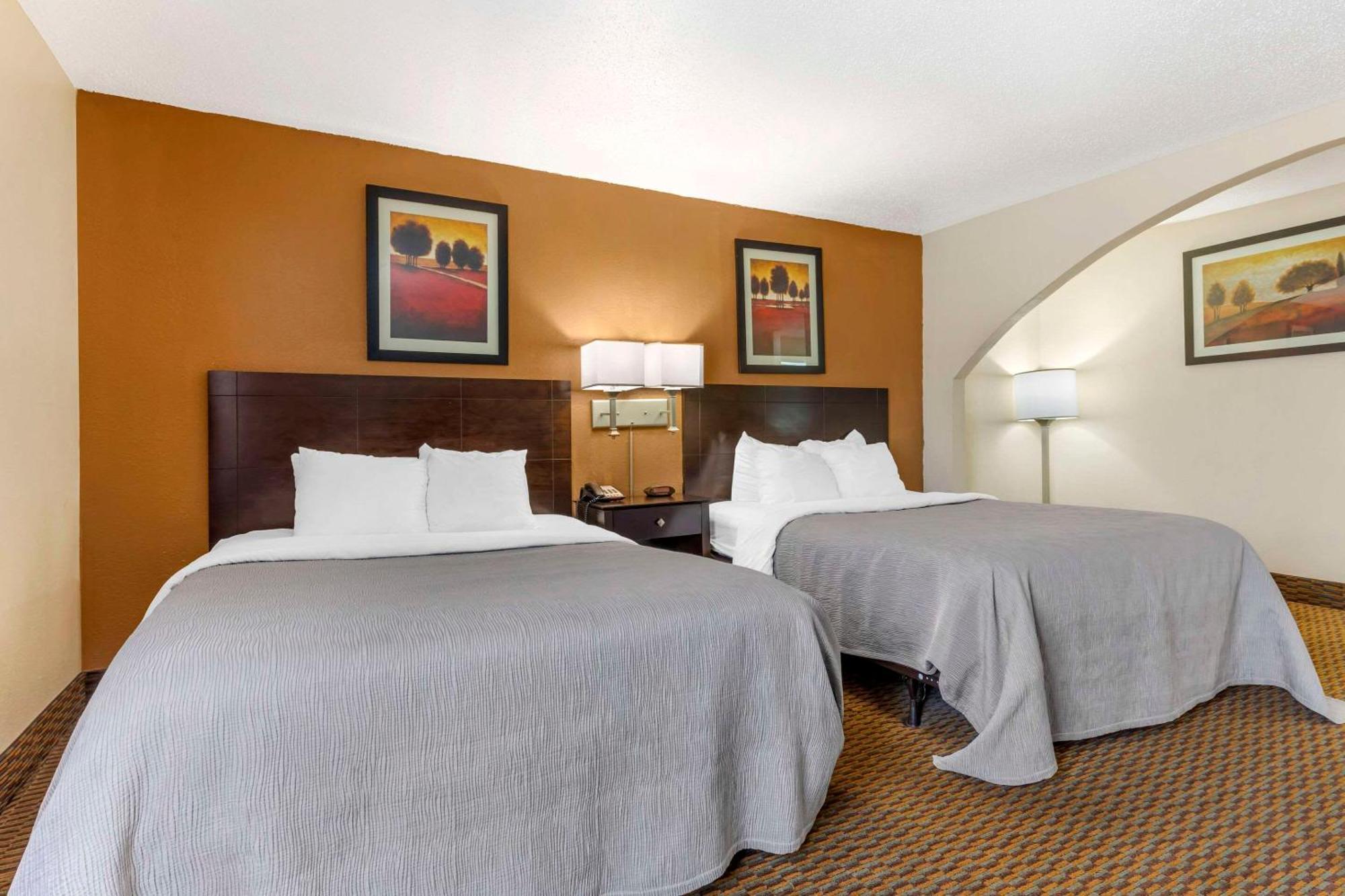Quality Inn & Suites Wichita Falls I-44 Ngoại thất bức ảnh
