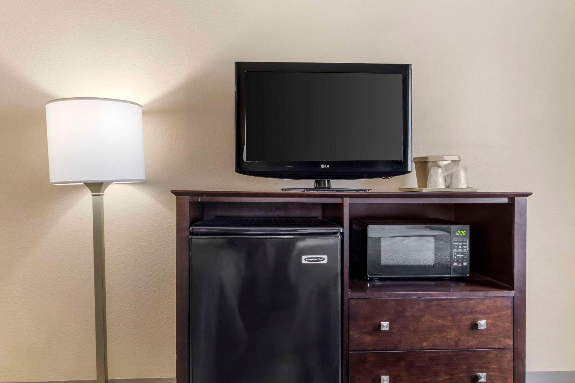 Quality Inn & Suites Wichita Falls I-44 Ngoại thất bức ảnh