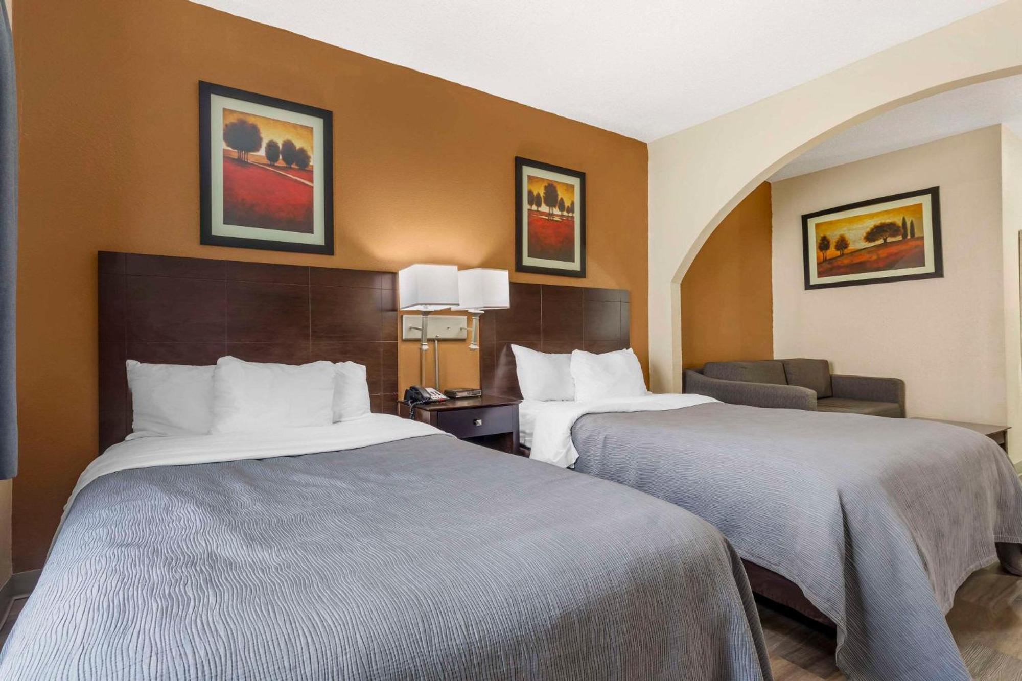 Quality Inn & Suites Wichita Falls I-44 Ngoại thất bức ảnh
